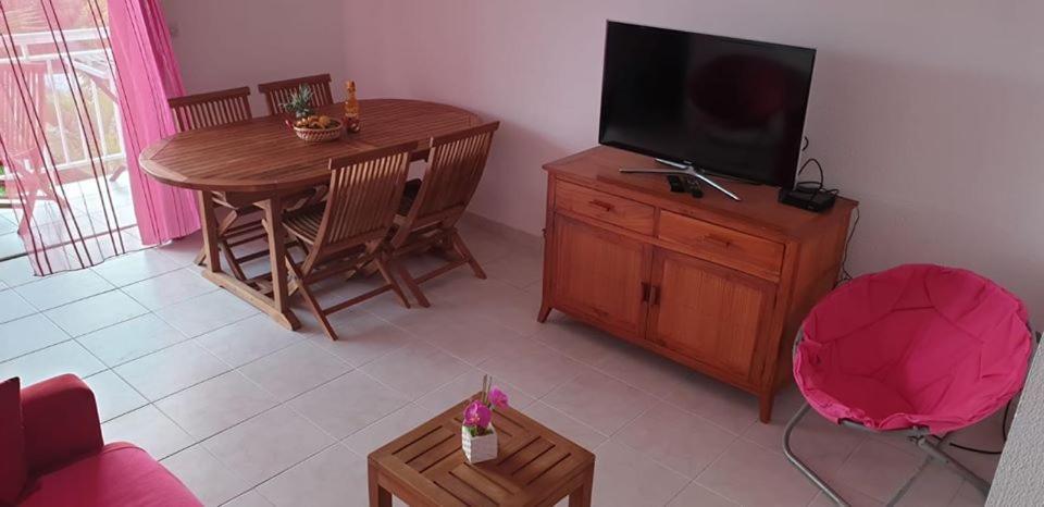 Ti Kaz A Rhum Appartement Sainte-Anne  Buitenkant foto
